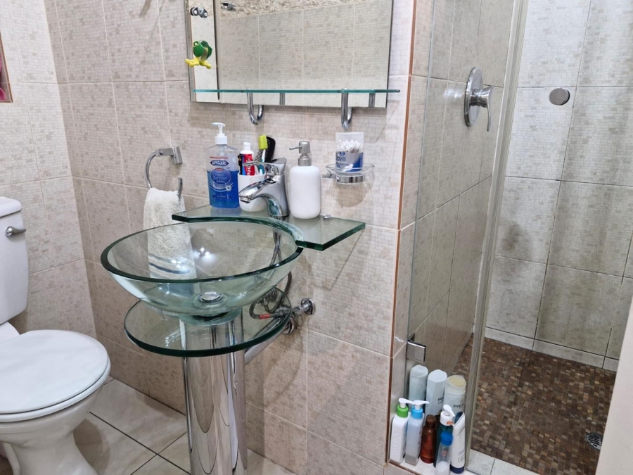 2 Bedroom Property for Sale in Morningside Gauteng