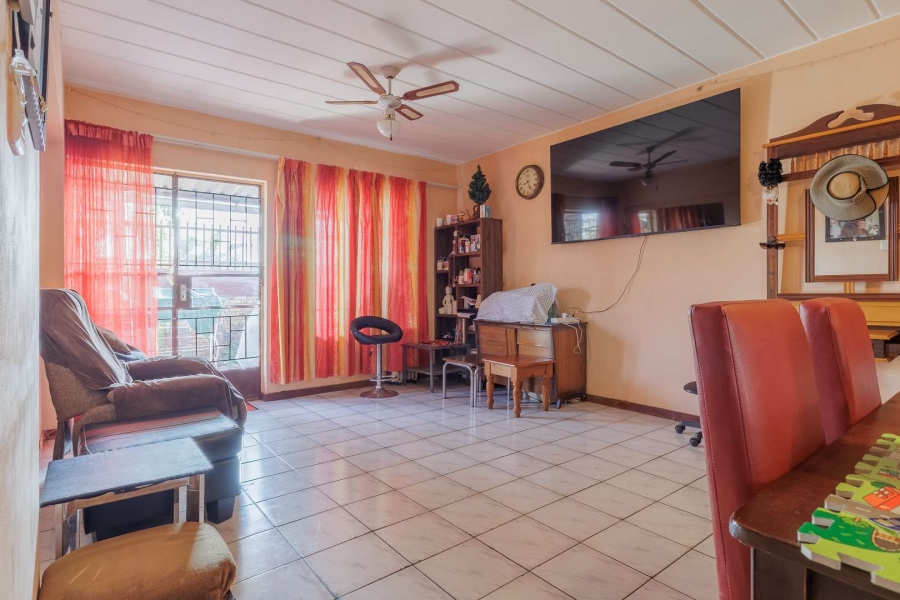 3 Bedroom Property for Sale in Zwartkop Gauteng