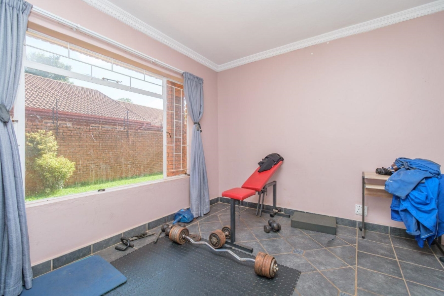 4 Bedroom Property for Sale in Lyttelton Manor Gauteng