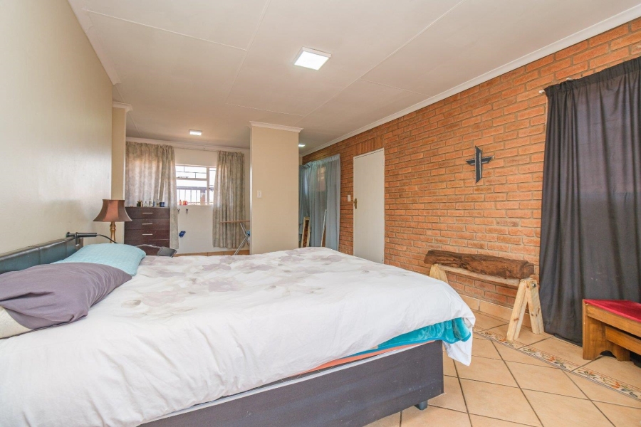 4 Bedroom Property for Sale in Lyttelton Manor Gauteng