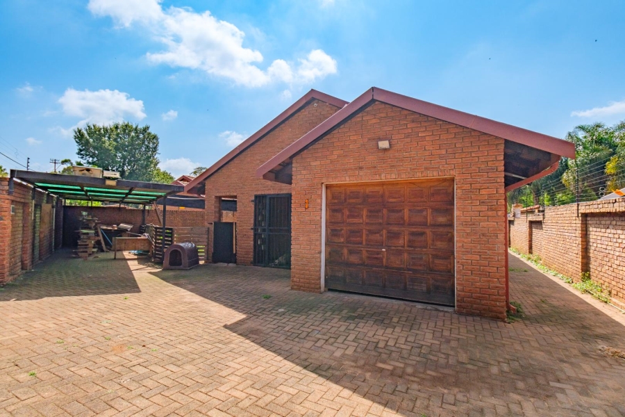 4 Bedroom Property for Sale in Lyttelton Manor Gauteng