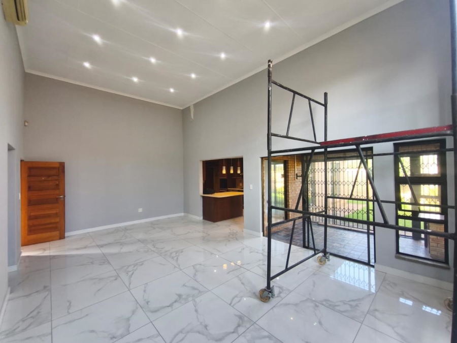 To Let 3 Bedroom Property for Rent in New Market Gauteng