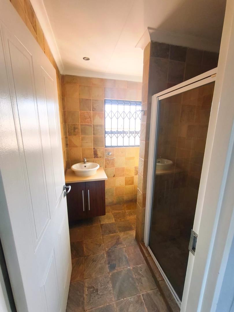 To Let 3 Bedroom Property for Rent in New Market Gauteng