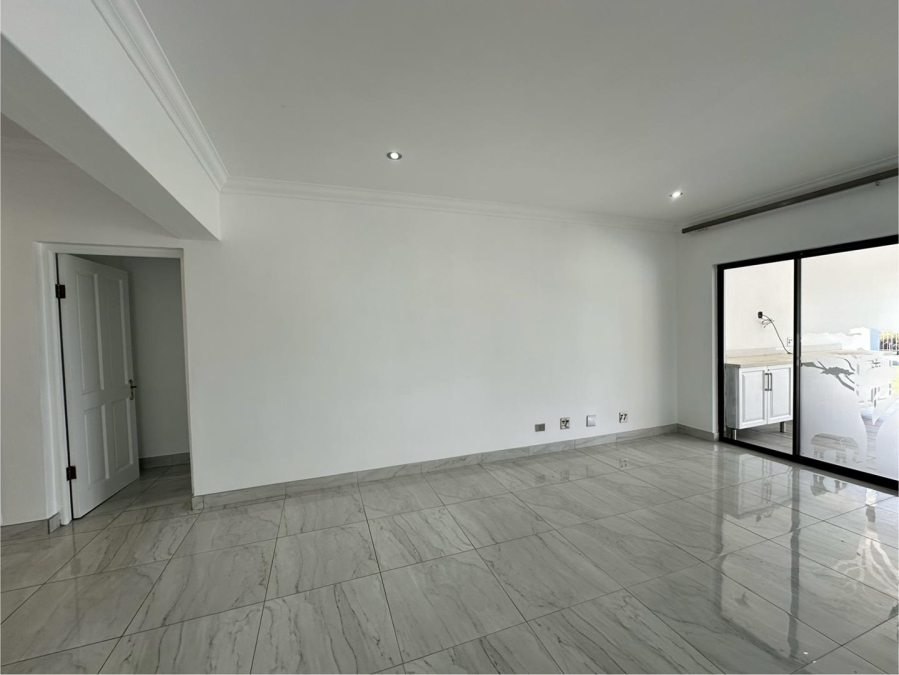 5 Bedroom Property for Sale in Blue Valley Golf Estate Gauteng