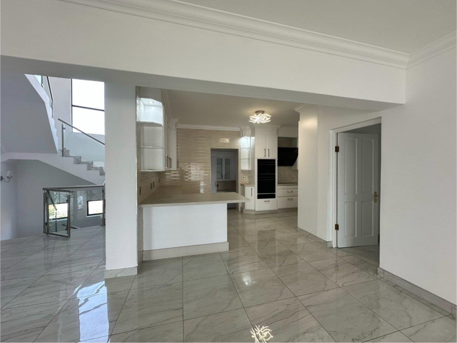 5 Bedroom Property for Sale in Blue Valley Golf Estate Gauteng