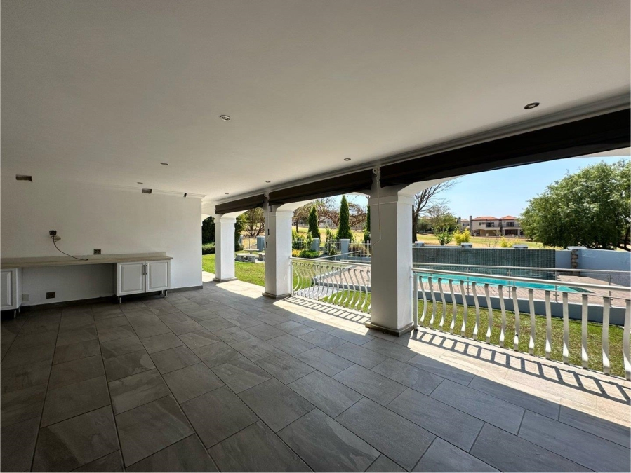 5 Bedroom Property for Sale in Blue Valley Golf Estate Gauteng