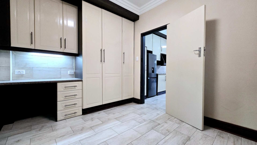 To Let 2 Bedroom Property for Rent in Menlo Park Gauteng