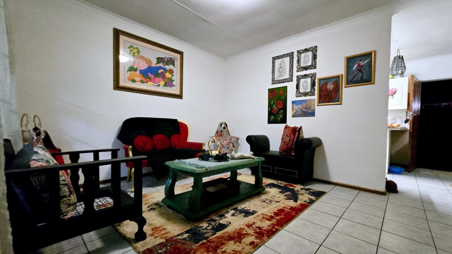 2 Bedroom Property for Sale in Doornpoort Gauteng