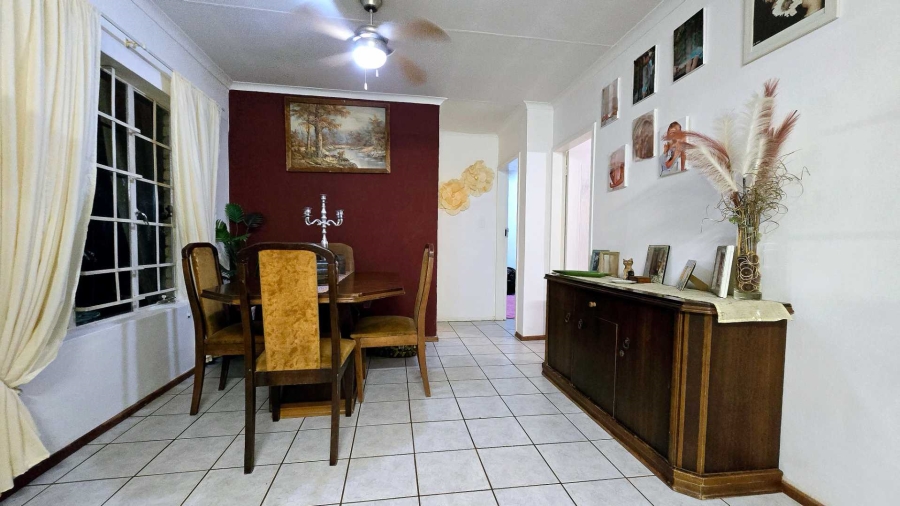 2 Bedroom Property for Sale in Doornpoort Gauteng