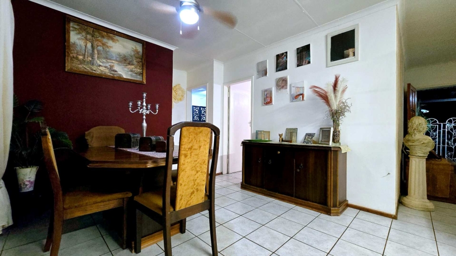 2 Bedroom Property for Sale in Doornpoort Gauteng