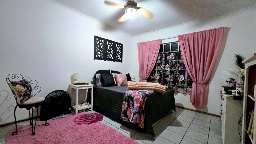 2 Bedroom Property for Sale in Doornpoort Gauteng