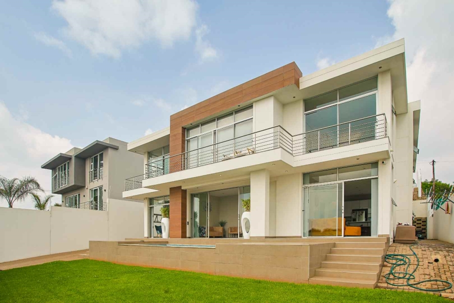 To Let 6 Bedroom Property for Rent in Waterkloof Heights Gauteng