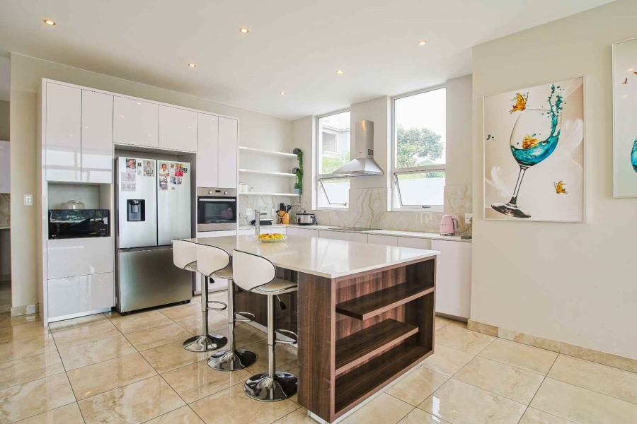 To Let 6 Bedroom Property for Rent in Waterkloof Heights Gauteng