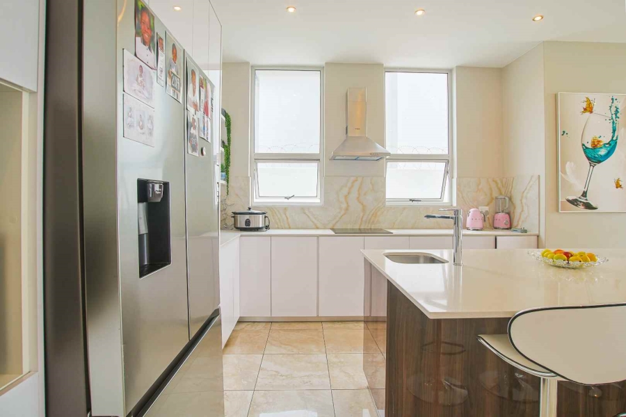 To Let 6 Bedroom Property for Rent in Waterkloof Heights Gauteng