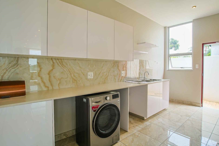 To Let 6 Bedroom Property for Rent in Waterkloof Heights Gauteng