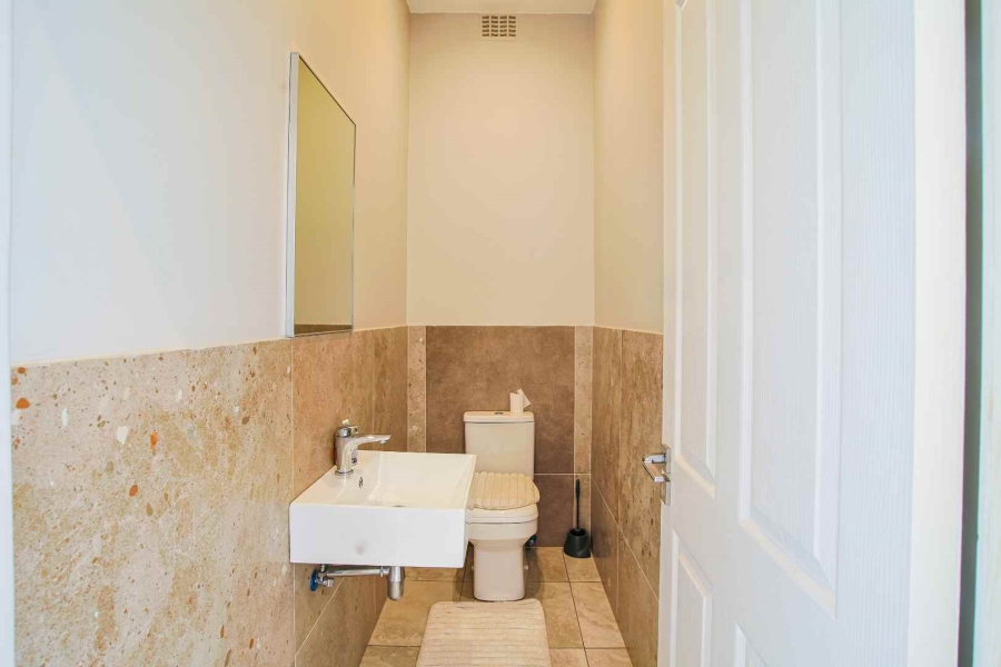 To Let 6 Bedroom Property for Rent in Waterkloof Heights Gauteng