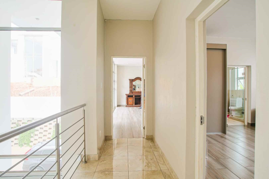 To Let 6 Bedroom Property for Rent in Waterkloof Heights Gauteng