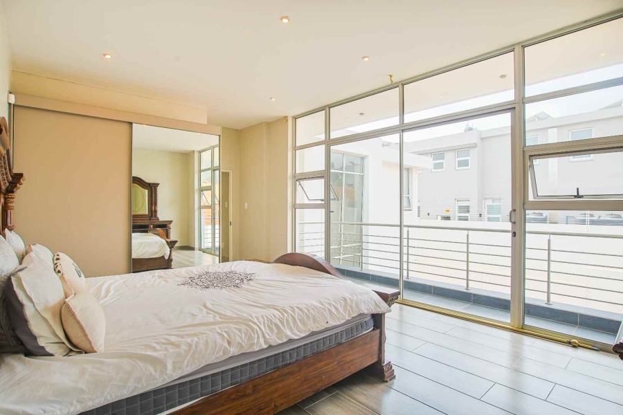 To Let 6 Bedroom Property for Rent in Waterkloof Heights Gauteng