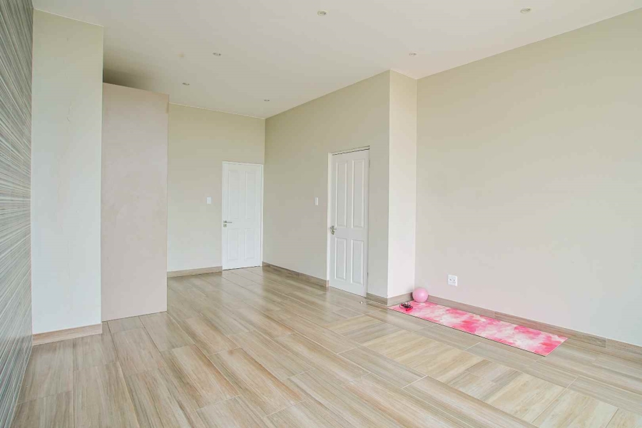 To Let 6 Bedroom Property for Rent in Waterkloof Heights Gauteng