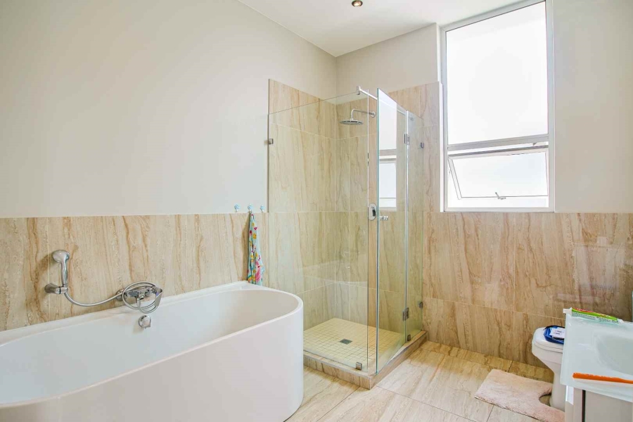 To Let 6 Bedroom Property for Rent in Waterkloof Heights Gauteng