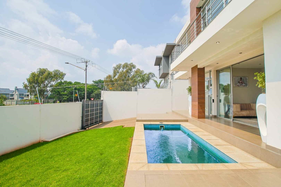 To Let 6 Bedroom Property for Rent in Waterkloof Heights Gauteng