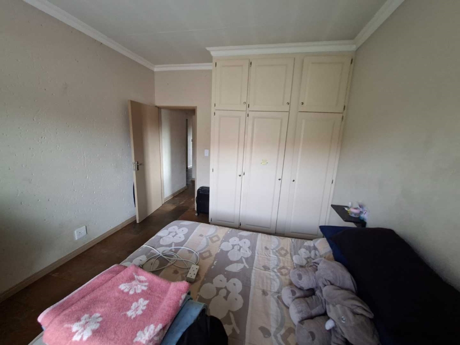 1 Bedroom Property for Sale in Weltevreden Park Gauteng