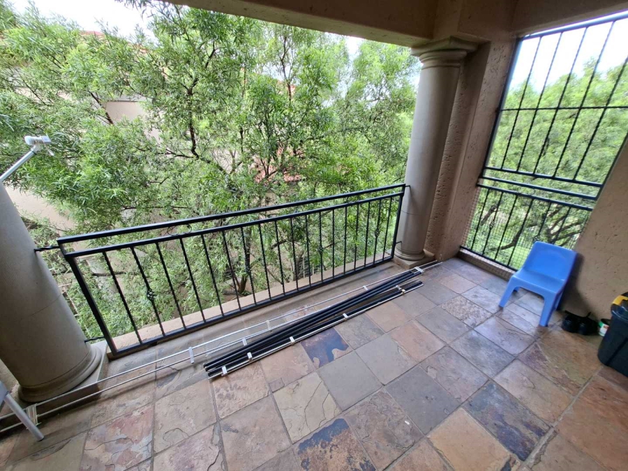 1 Bedroom Property for Sale in Weltevreden Park Gauteng