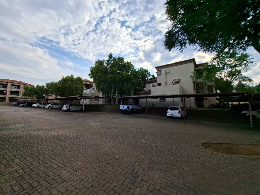 1 Bedroom Property for Sale in Weltevreden Park Gauteng