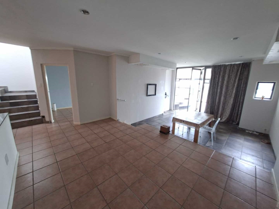 To Let 3 Bedroom Property for Rent in Northcliff Gauteng