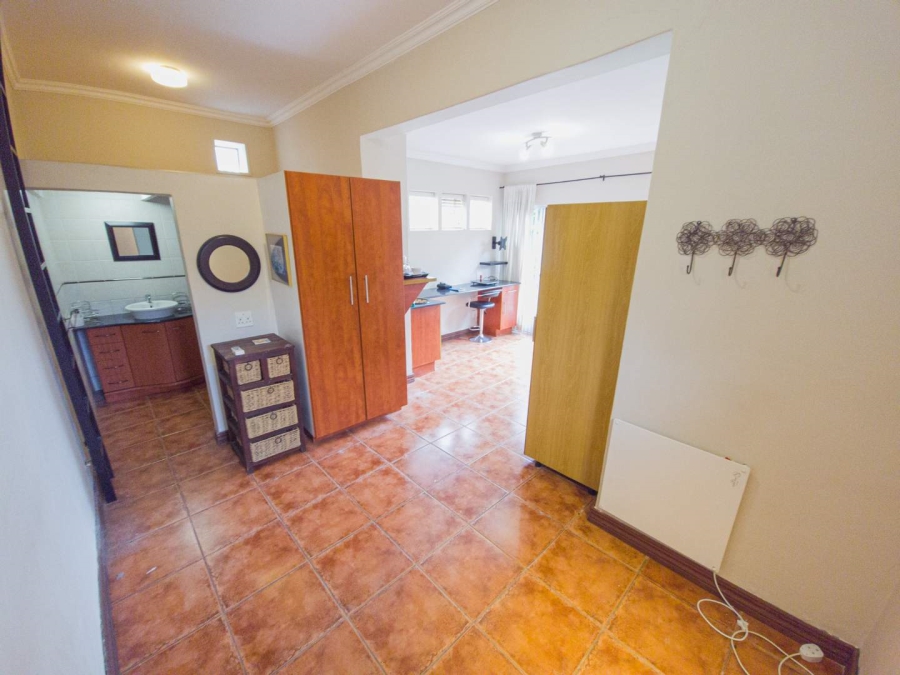 To Let 1 Bedroom Property for Rent in Waterkloof Gauteng