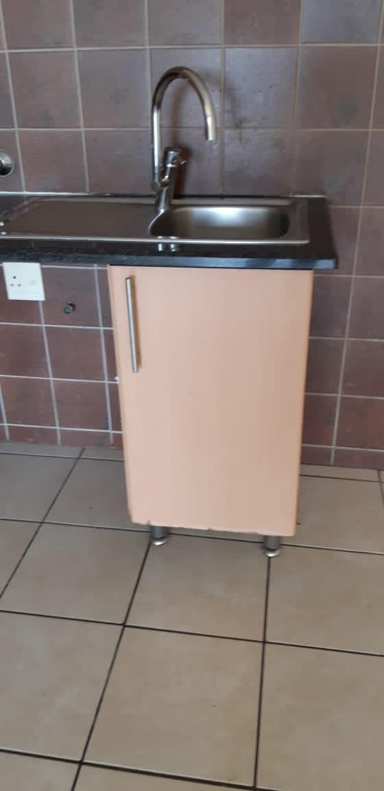 2 Bedroom Property for Sale in Hoogland Gauteng