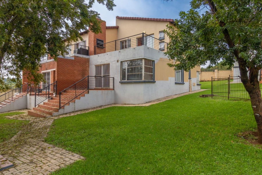 1 Bedroom Property for Sale in Willowbrook Gauteng