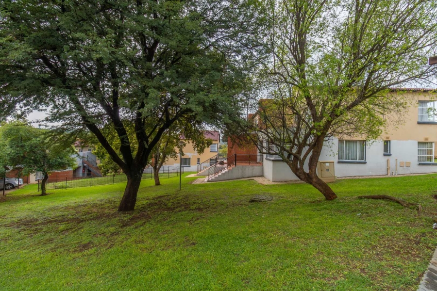 1 Bedroom Property for Sale in Willowbrook Gauteng