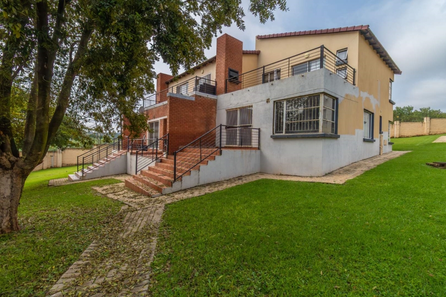 1 Bedroom Property for Sale in Willowbrook Gauteng