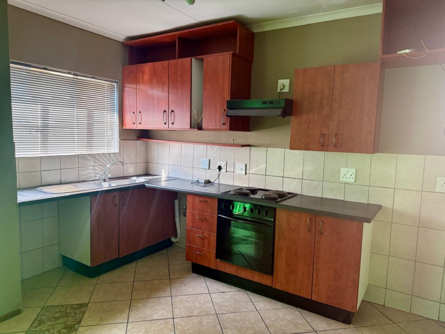 1 Bedroom Property for Sale in Willowbrook Gauteng