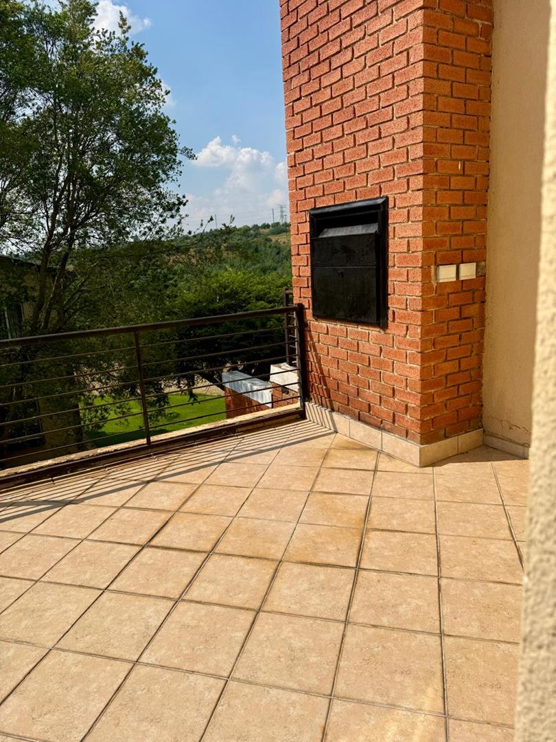 1 Bedroom Property for Sale in Willowbrook Gauteng