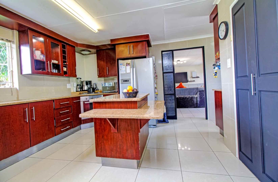 4 Bedroom Property for Sale in Strubensvallei Gauteng