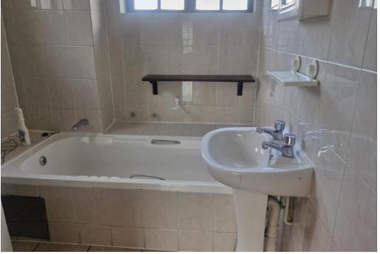 To Let 1 Bedroom Property for Rent in Sandown Gauteng