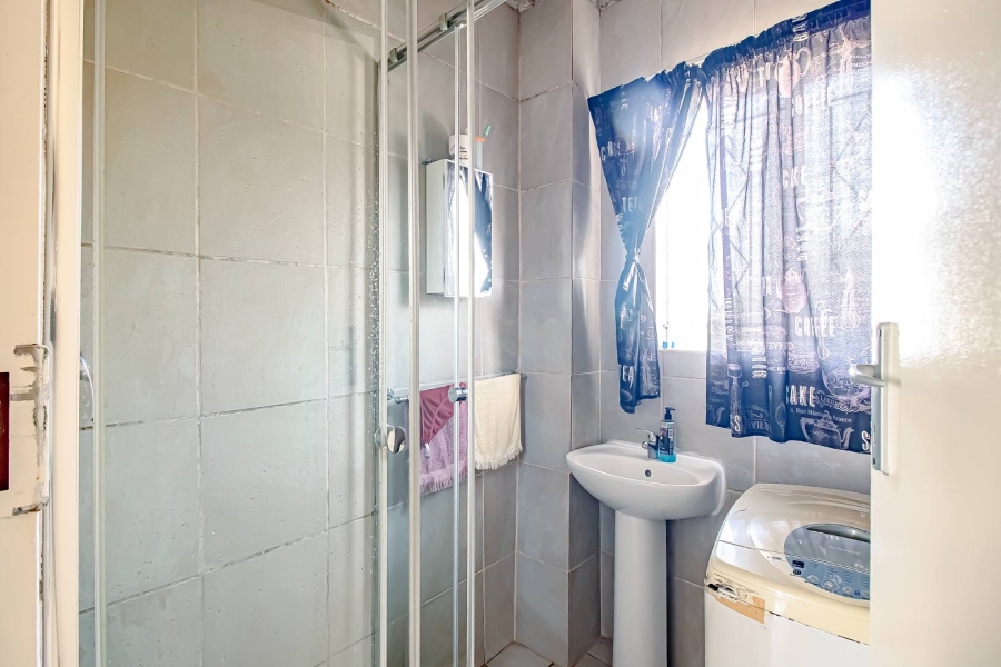 2 Bedroom Property for Sale in Doringkloof Gauteng