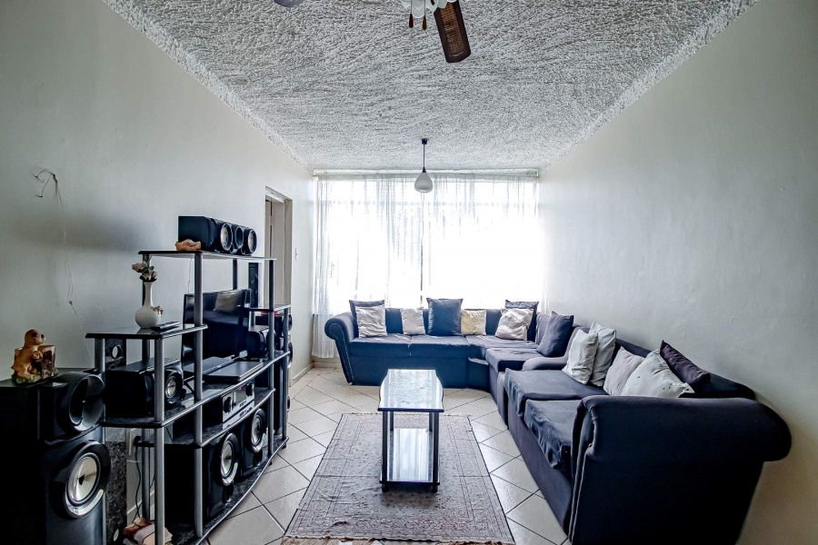 2 Bedroom Property for Sale in Doringkloof Gauteng