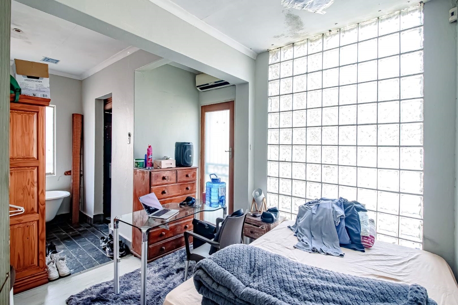 4 Bedroom Property for Sale in Clubview Gauteng