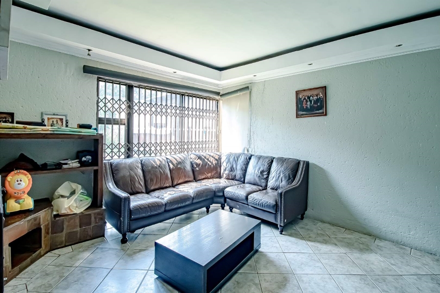 4 Bedroom Property for Sale in Clubview Gauteng