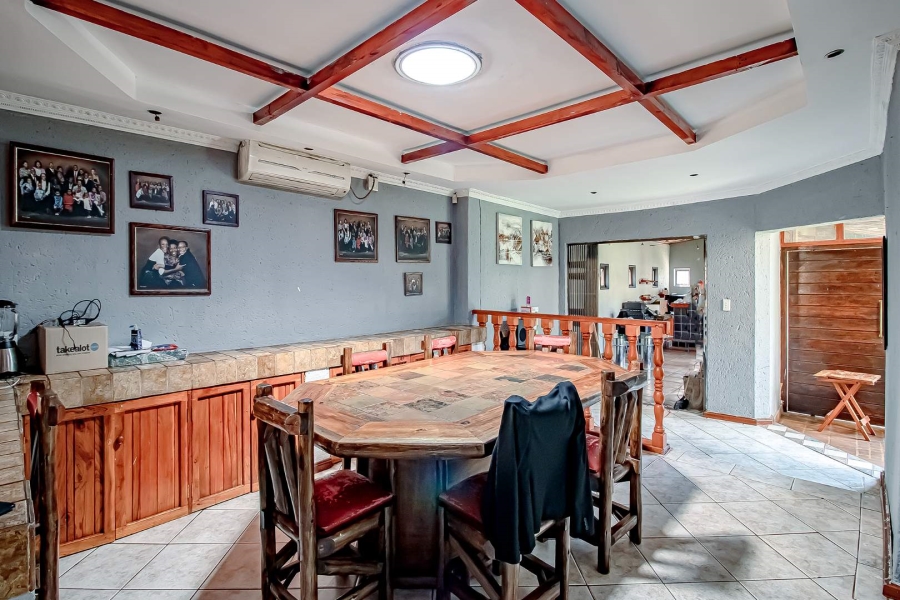 4 Bedroom Property for Sale in Clubview Gauteng