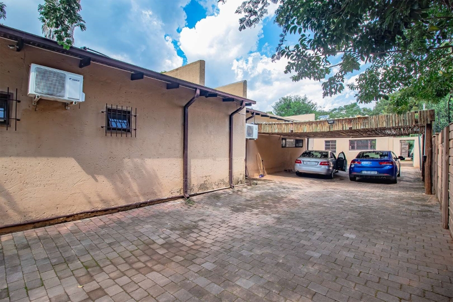 4 Bedroom Property for Sale in Clubview Gauteng