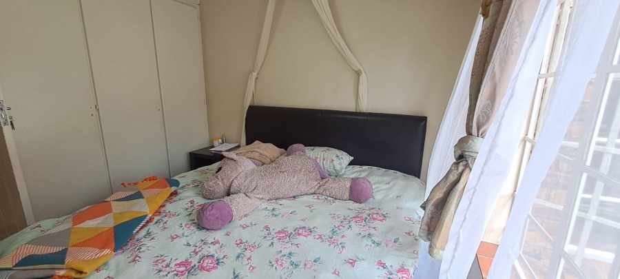 3 Bedroom Property for Sale in Brackendowns Gauteng