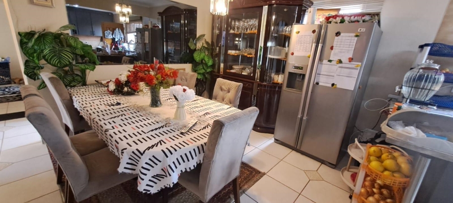 3 Bedroom Property for Sale in Brackendowns Gauteng