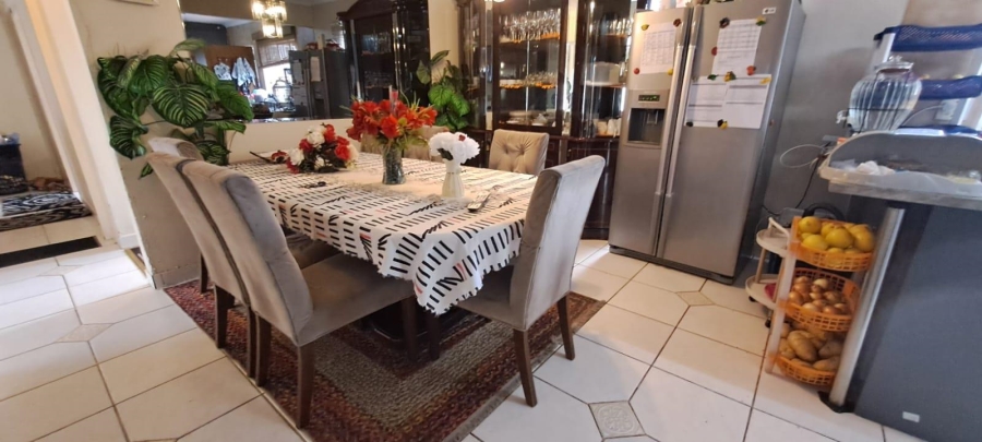 3 Bedroom Property for Sale in Brackendowns Gauteng
