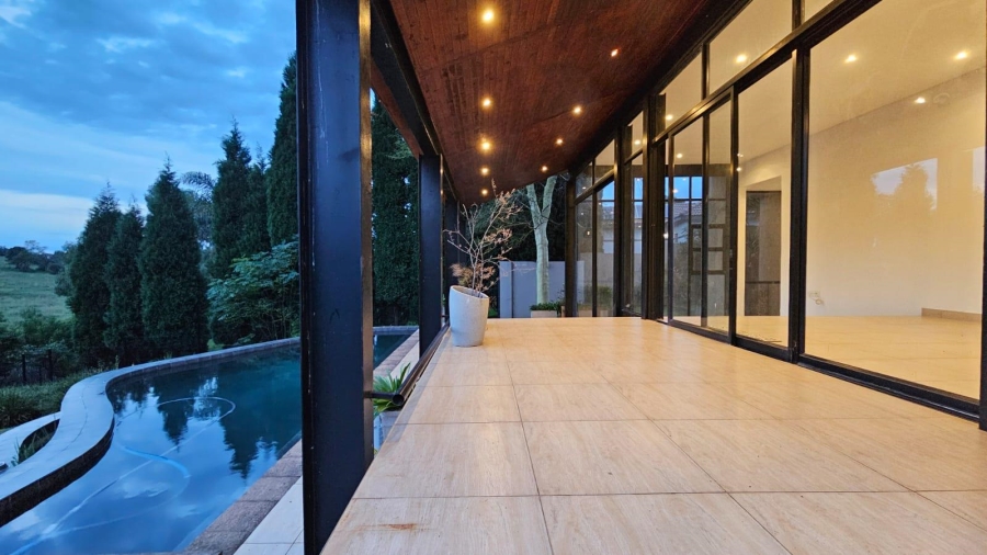 4 Bedroom Property for Sale in Zwavelpoort Gauteng