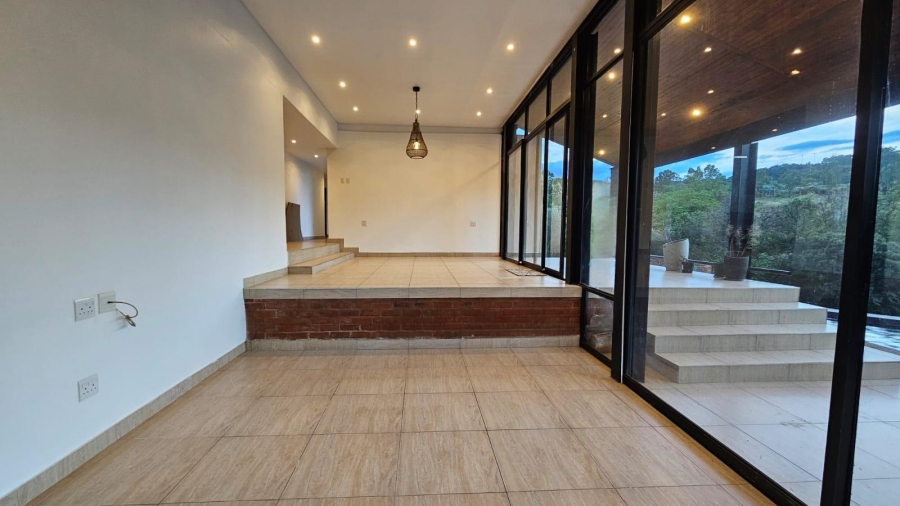 4 Bedroom Property for Sale in Zwavelpoort Gauteng