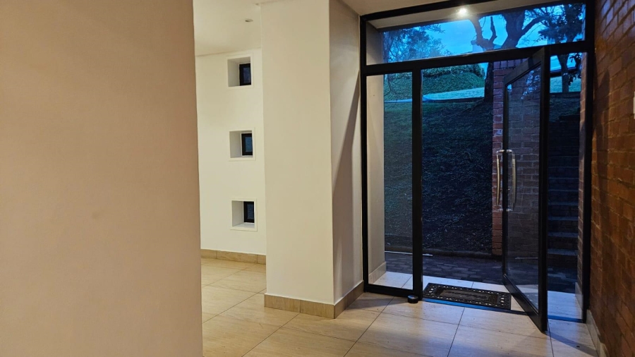 4 Bedroom Property for Sale in Zwavelpoort Gauteng